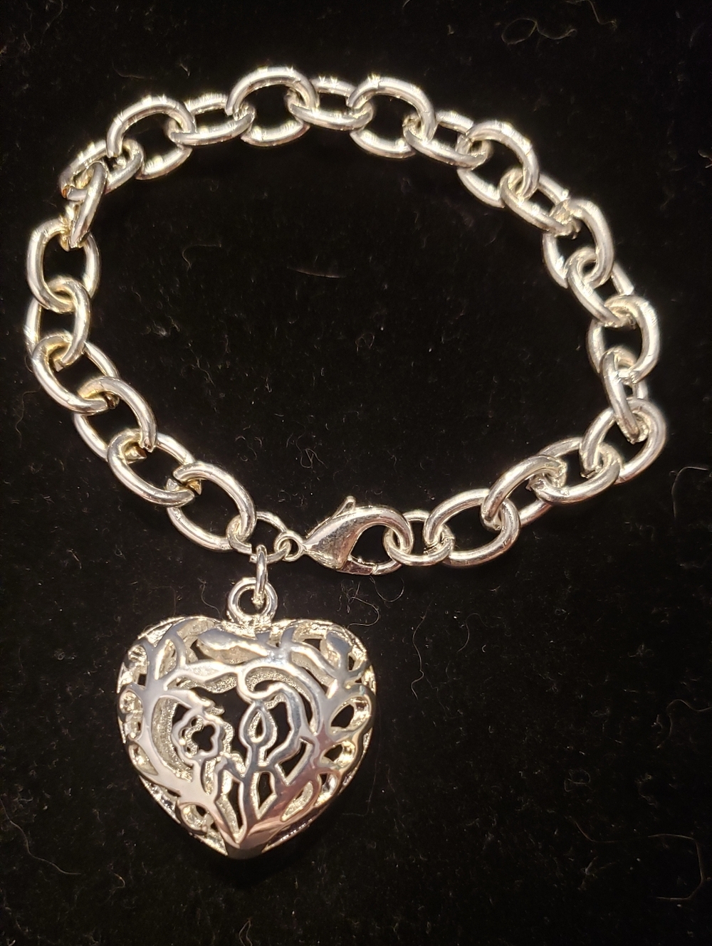 Silver Link Bracelet W/open Silver Heart Charm, 7", New, NWOT - Picture 2 of 5
